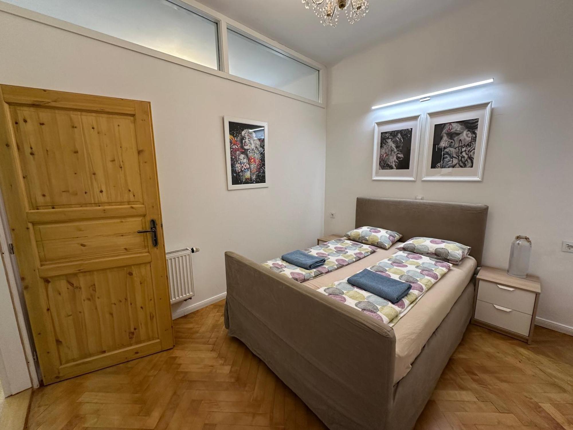 Karlin Oasis 2-Bedroom Apartment プラハ エクステリア 写真